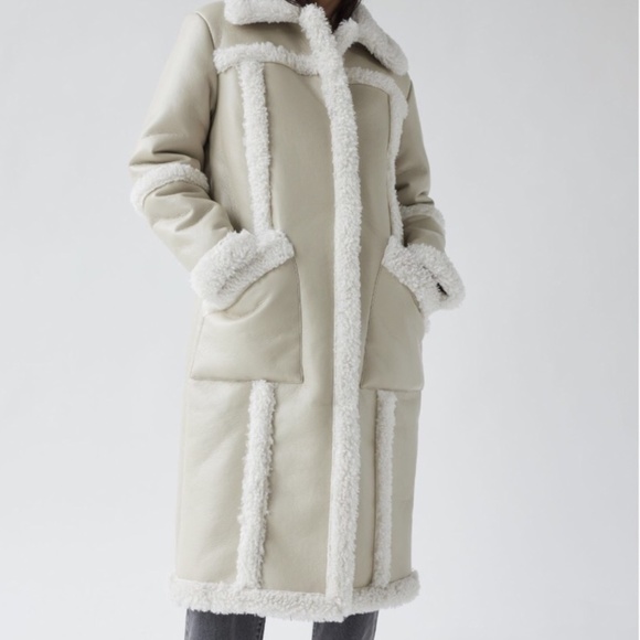 SALE!NEW! Rare UO faux shearling coat - Picture 1 of 4